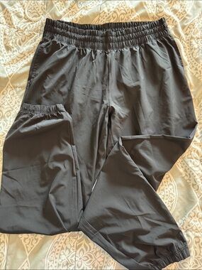 aerie BlackElastic-Waist Joggers